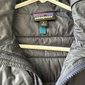 Patagonia lightweight jacket